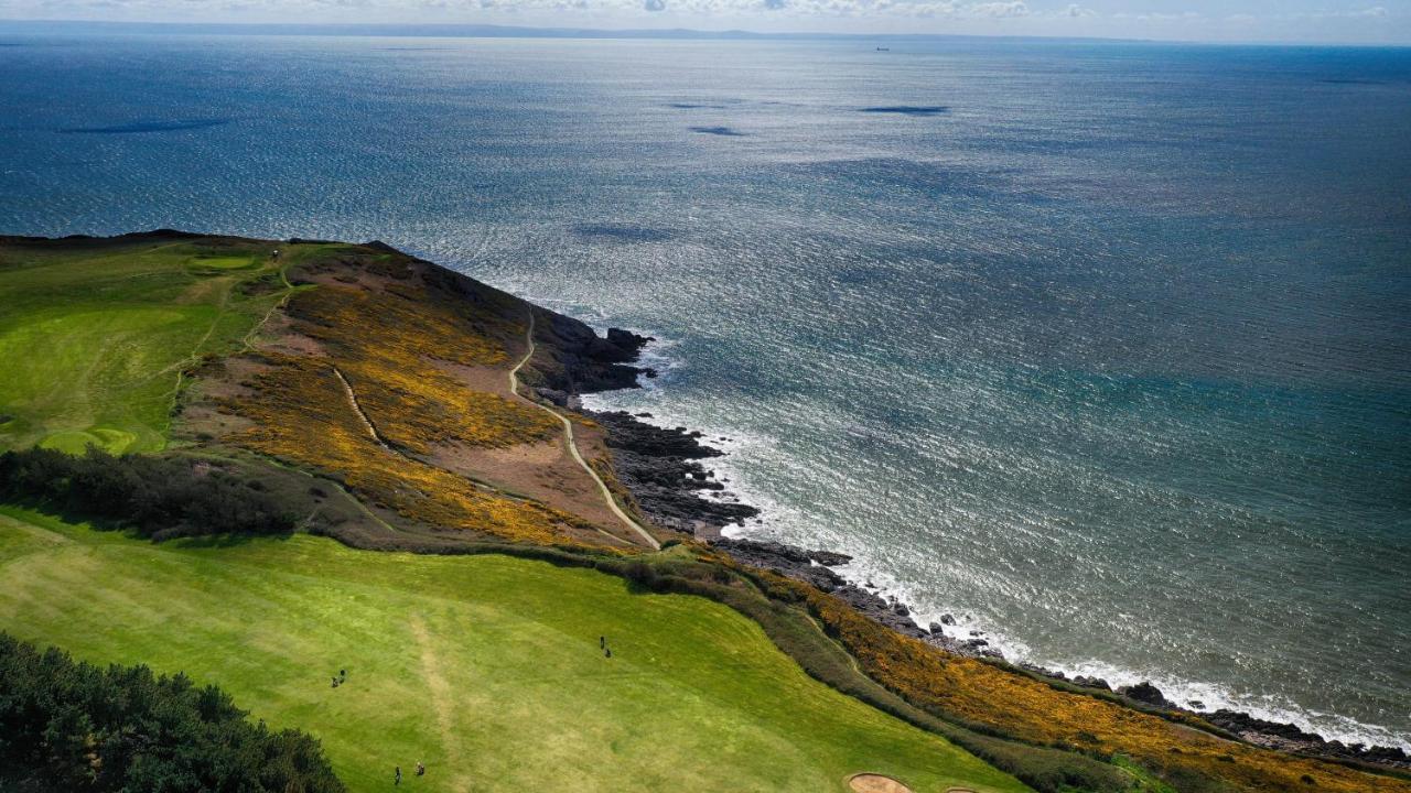 Caswell Beach Chalet 70 Located In Gower Peninsula Swansea Exterior foto